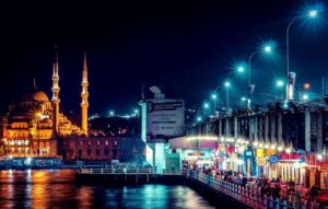 اماكن سياحية في اسطنبول ليلا - بطل السفر